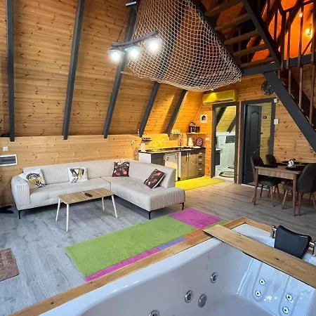 Tiger House 3 * Sapanca